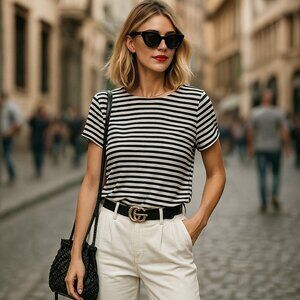 H&M Black White Stripe T-Shirt Fitted Short Sleeve Basic Tee - Small